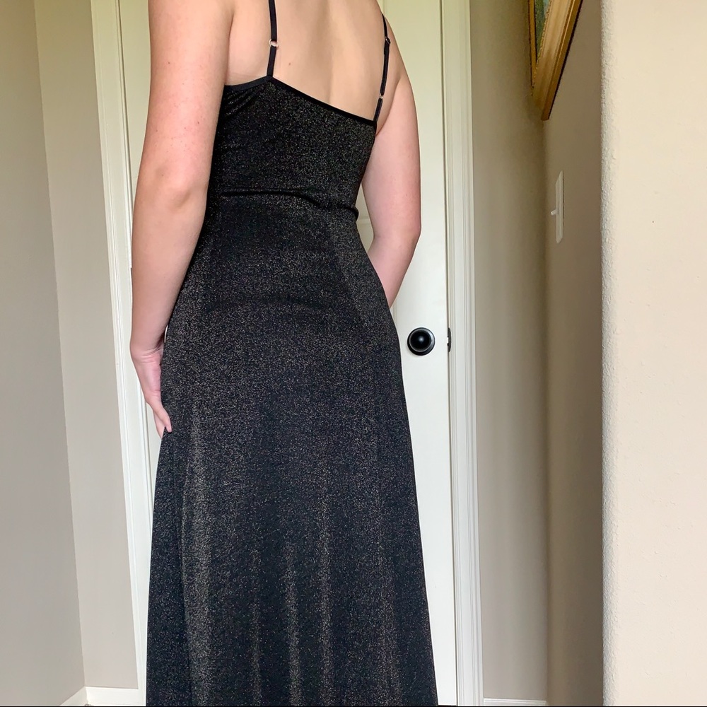 Y2k Scoop Black And Gold Keyhole Shimmer Gown - image 3